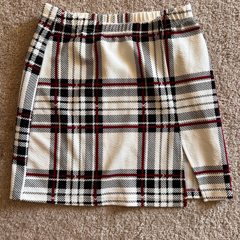 Plaid shein mini skirt